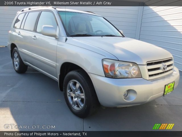 2006 Toyota Highlander V6 in Millenium Silver Metallic