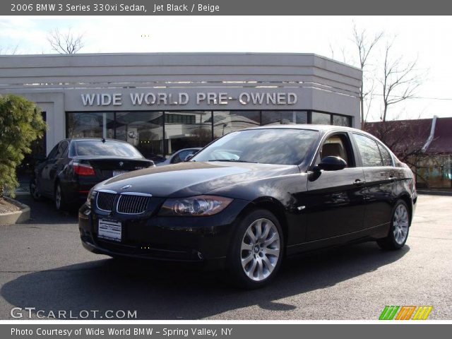 2006 BMW 3 Series 330xi Sedan in Jet Black