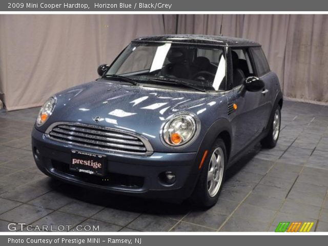 2009 Mini Cooper Hardtop in Horizon Blue