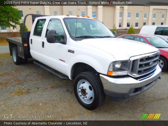 2003 Ford F450 Super Duty XL Crew Cab Stake Truck in Oxford White