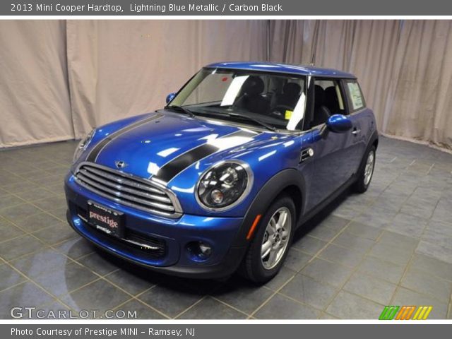 2013 Mini Cooper Hardtop in Lightning Blue Metallic