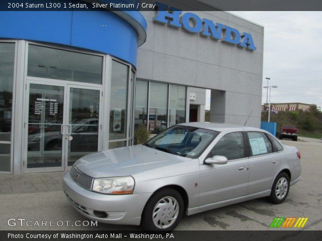 2004 Saturn L300 1 Sedan in Silver Platinum