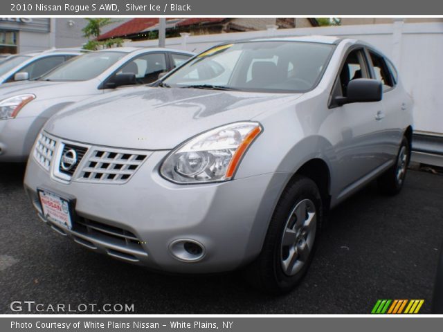 2010 Nissan Rogue S AWD in Silver Ice