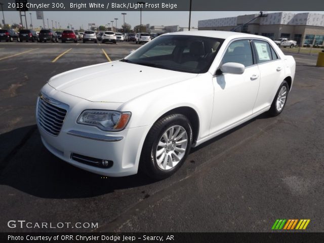 2013 Chrysler 300  in Bright White