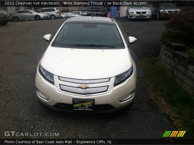 2011 Chevrolet Volt Hatchback in White Diamond Tricoat