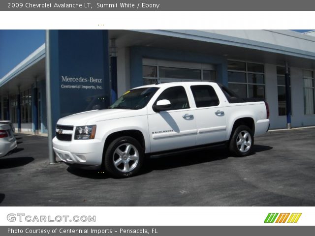 2009 Chevrolet Avalanche LT in Summit White