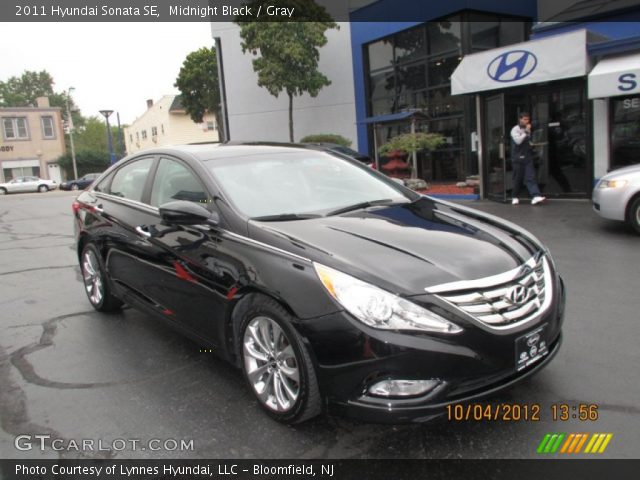 2011 Hyundai Sonata SE in Midnight Black