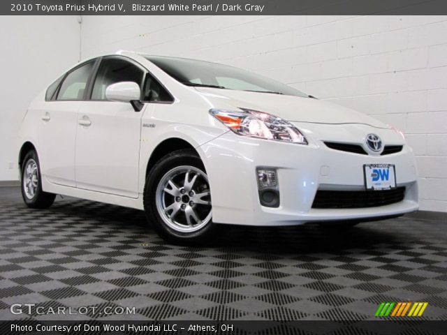 2010 Toyota Prius Hybrid V in Blizzard White Pearl