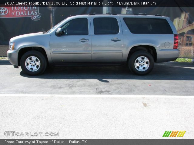 2007 Chevrolet Suburban 1500 LT in Gold Mist Metallic