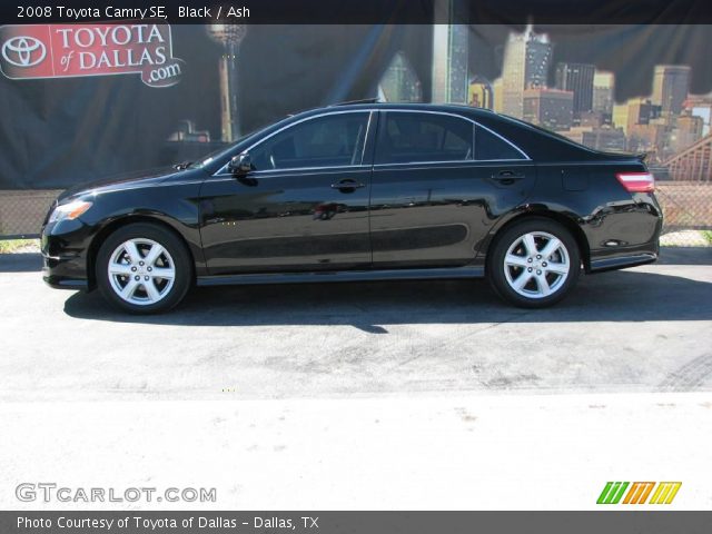 2008 Toyota Camry SE in Black