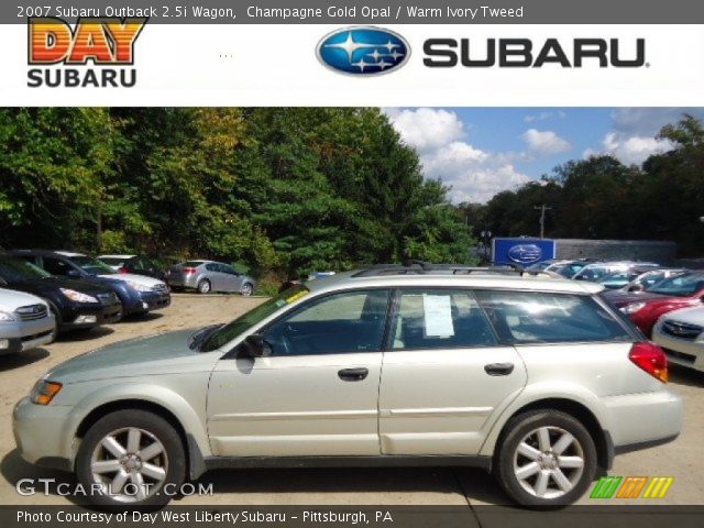 2007 Subaru Outback 2.5i Wagon in Champagne Gold Opal