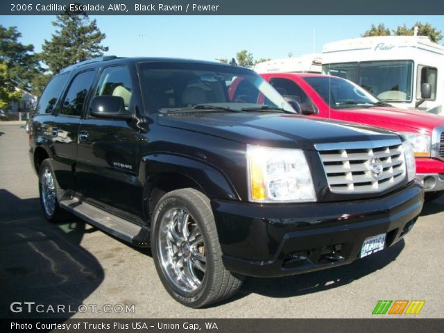 2006 Cadillac Escalade AWD in Black Raven