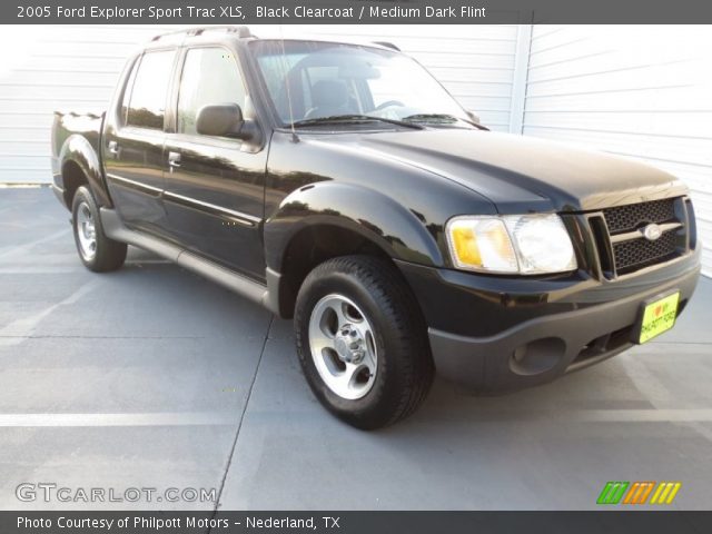 2005 Ford Explorer Sport Trac XLS in Black Clearcoat