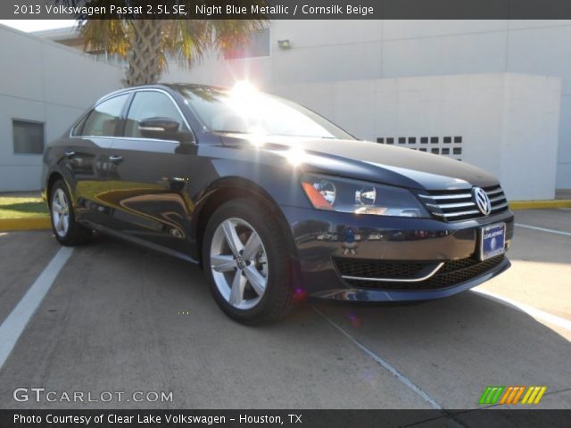 2013 Volkswagen Passat 2.5L SE in Night Blue Metallic