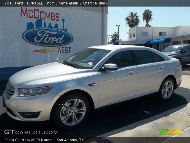 2013 Ford Taurus SEL in Ingot Silver Metallic