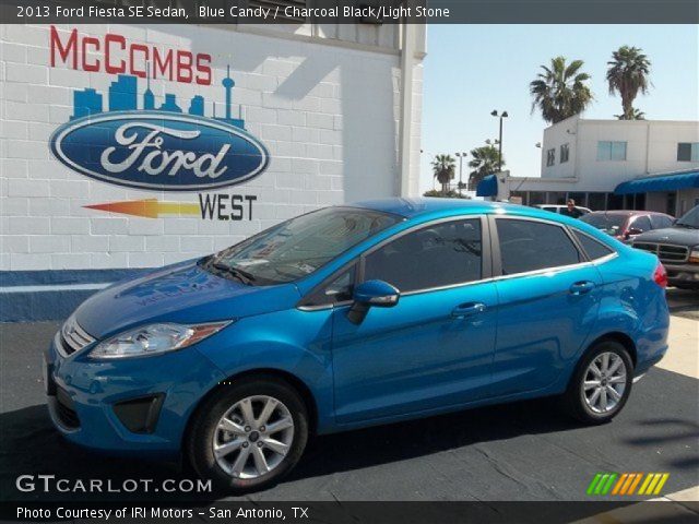 2013 Ford Fiesta SE Sedan in Blue Candy