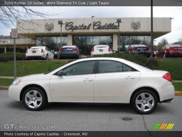 2009 Pontiac G6 Sedan in White Diamond Tri Coat