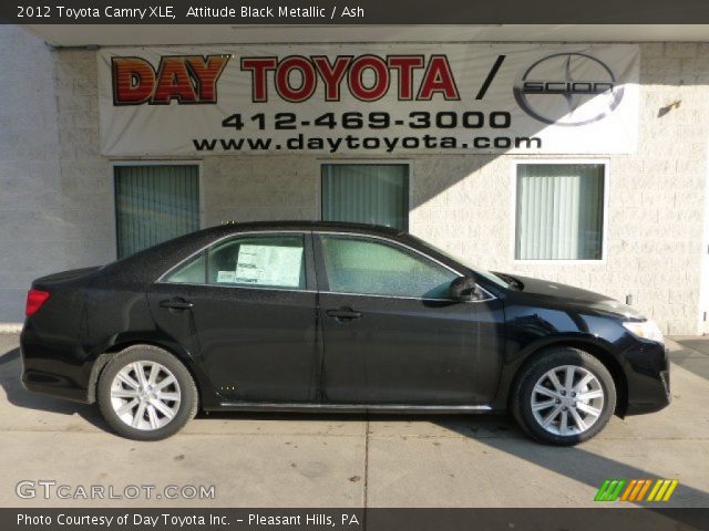 2012 Toyota Camry XLE in Attitude Black Metallic