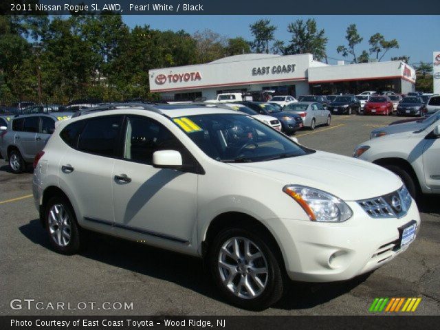 2011 Nissan Rogue SL AWD in Pearl White