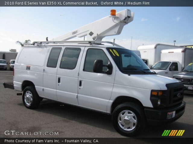 2010 Ford E Series Van E350 XL Commericial Bucket in Oxford White