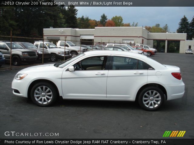 2013 Chrysler 200 Touring Sedan in Bright White
