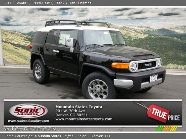 2013 Toyota FJ Cruiser 4WD in Black
