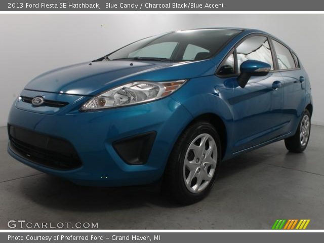 2013 Ford Fiesta SE Hatchback in Blue Candy