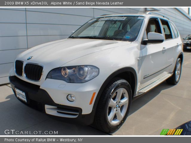 2009 BMW X5 xDrive30i in Alpine White