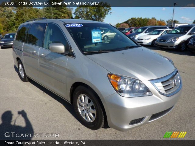 2009 Honda Odyssey EX in Silver Pearl Metallic