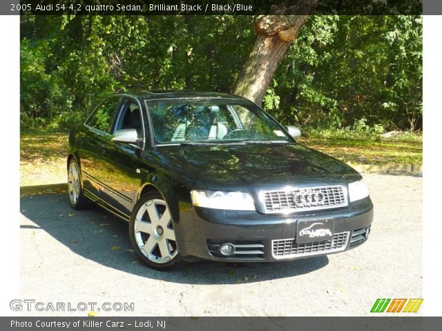 2005 Audi S4 4.2 quattro Sedan in Brilliant Black