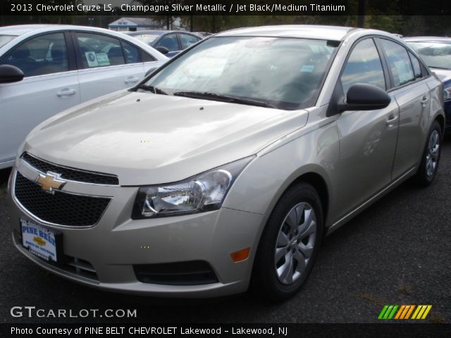 2013 Chevrolet Cruze LS in Champagne Silver Metallic