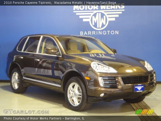 2010 Porsche Cayenne Tiptronic in Macadamia Metallic