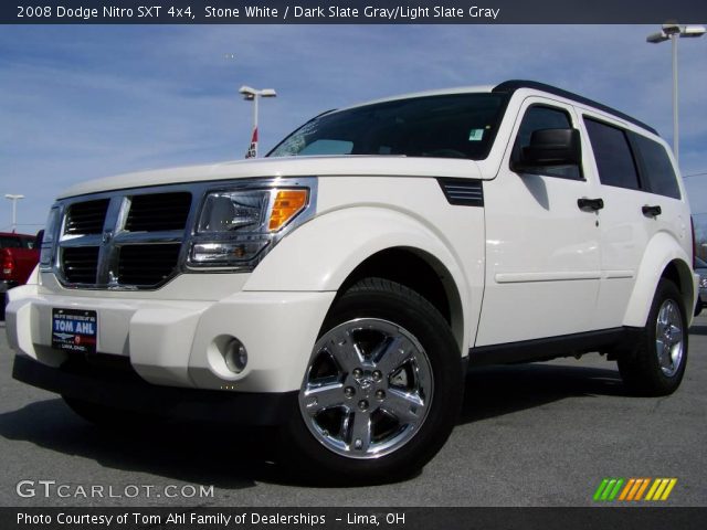 2008 Dodge Nitro SXT 4x4 in Stone White