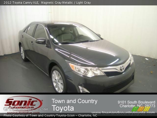 2012 Toyota Camry XLE in Magnetic Gray Metallic