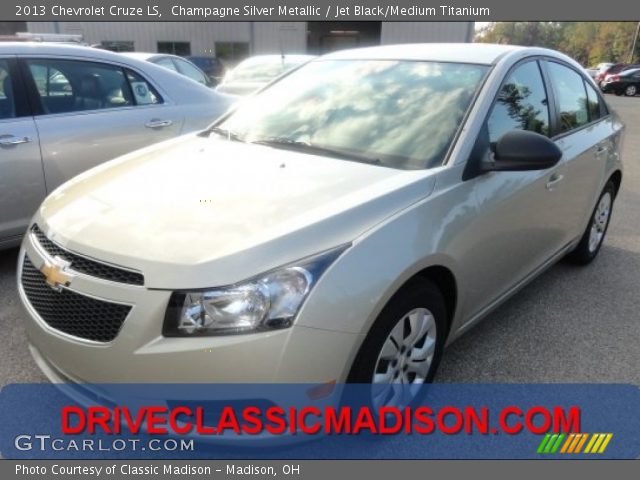 2013 Chevrolet Cruze LS in Champagne Silver Metallic