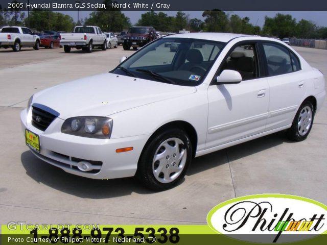2005 Hyundai Elantra GLS Sedan in Nordic White