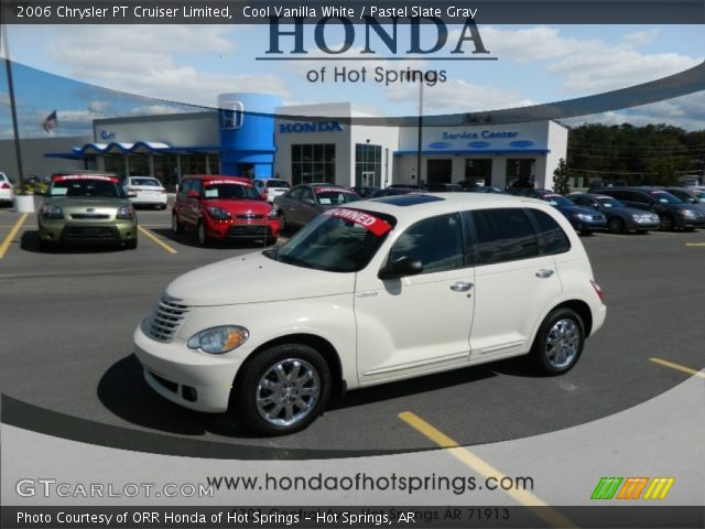 2006 Chrysler PT Cruiser Limited in Cool Vanilla White