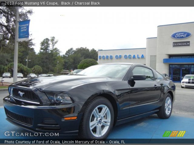 2013 Ford Mustang V6 Coupe in Black