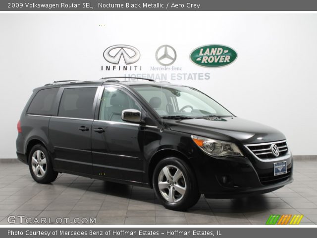 2009 Volkswagen Routan SEL in Nocturne Black Metallic