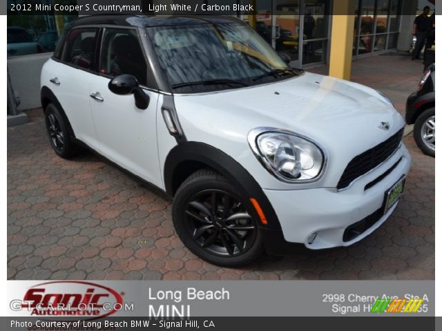 2012 Mini Cooper S Countryman in Light White