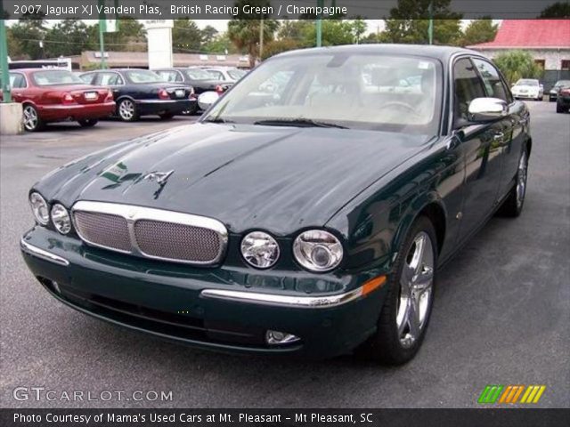 2007 Jaguar XJ Vanden Plas in British Racing Green