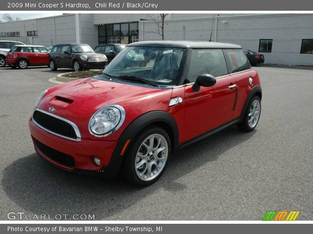 2009 Mini Cooper S Hardtop in Chili Red