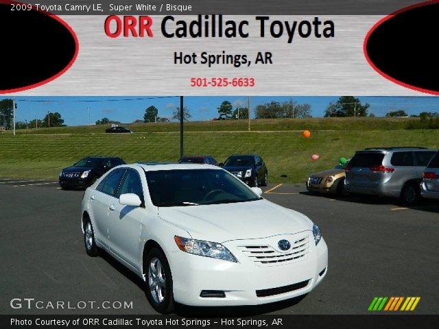 2009 Toyota Camry LE in Super White