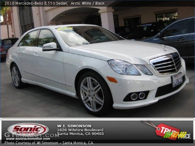 2010 Mercedes-Benz E 550 Sedan in Arctic White