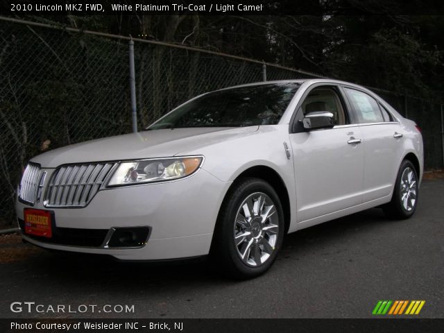 2010 Lincoln MKZ FWD in White Platinum Tri-Coat