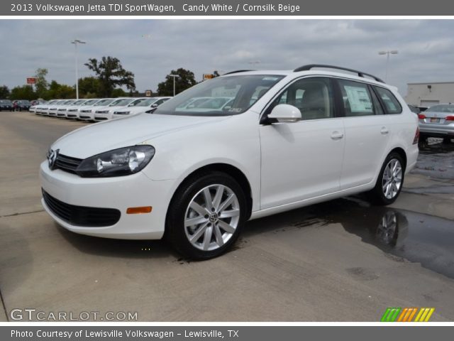2013 Volkswagen Jetta TDI SportWagen in Candy White