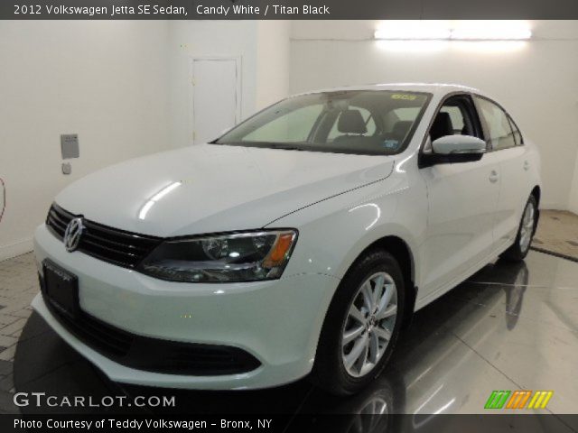 2012 Volkswagen Jetta SE Sedan in Candy White
