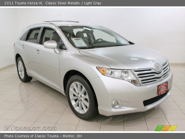 2011 Toyota Venza I4 in Classic Silver Metallic