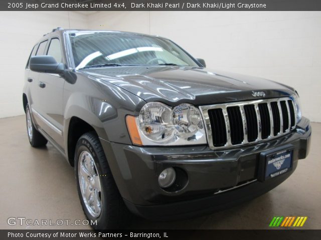 2005 Jeep Grand Cherokee Limited 4x4 in Dark Khaki Pearl