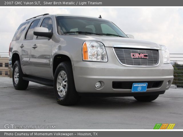 2007 GMC Yukon SLT in Silver Birch Metallic